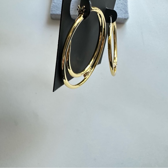 NWT COACH Signature Logo Gold Double Hoop Earrings Brand New With Tag - Picture 5 of 10